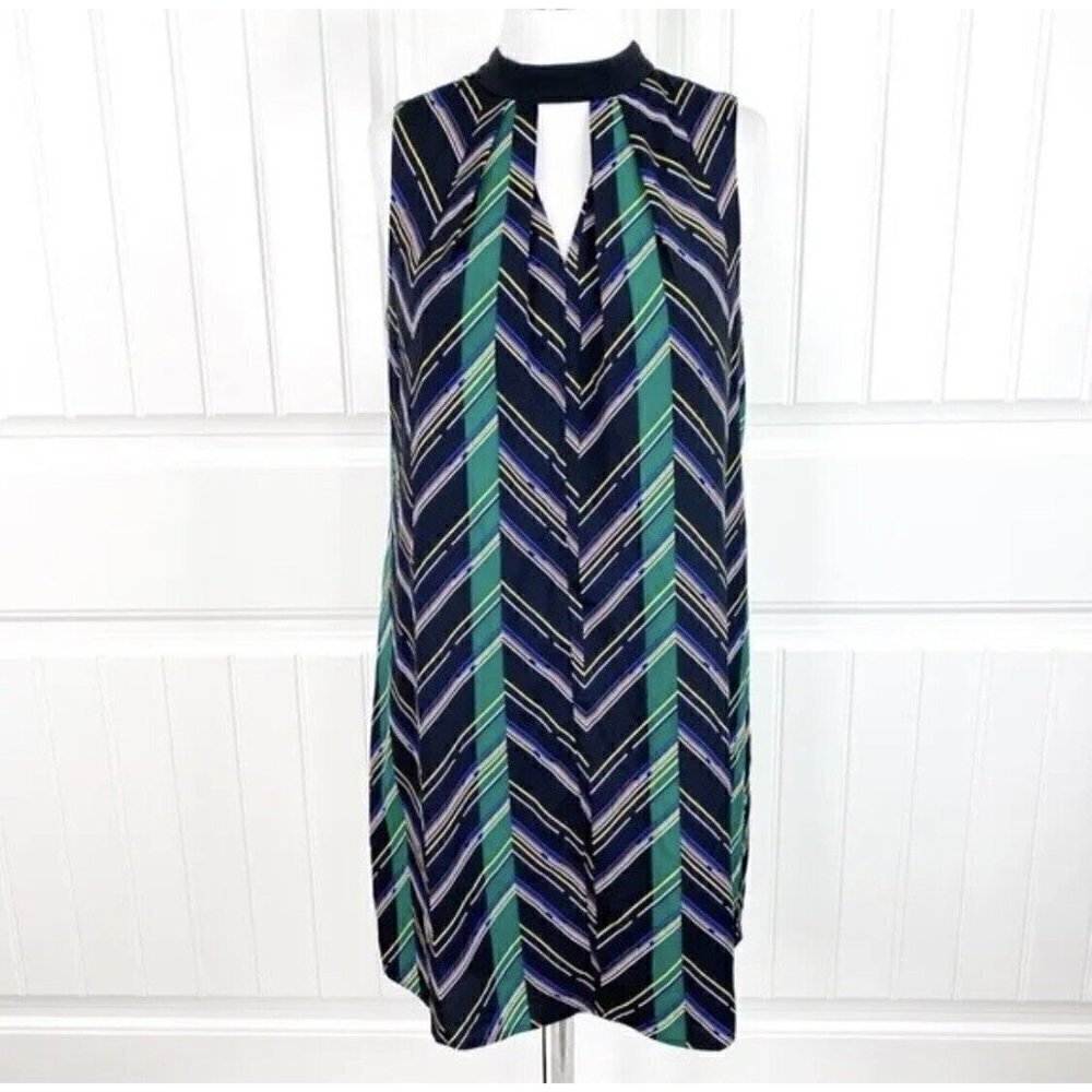 NWOT 1. State Keyhole Shift Dress Sleeveless Chevron Print Sz Medium